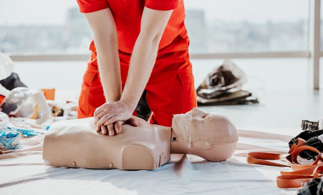 Aggiornamento primo soccorso aziendale: obblighi, scadenze e corsi disponibili