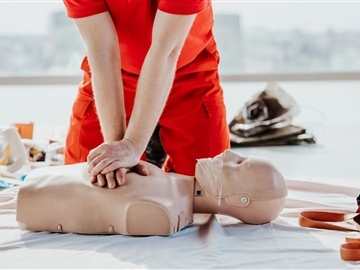 Aggiornamento primo soccorso aziendale: obblighi, scadenze e corsi disponibili