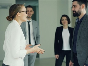 Corsi di comunicazione efficace per aziende: perché investire nella formazione del team